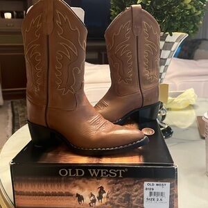 Old West girls boots size 2.5